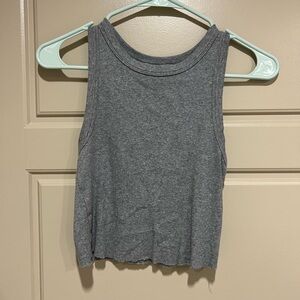 Grey cropped ribbed muscle tee
